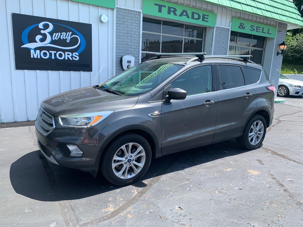 2018 Ford Escape - $10,675