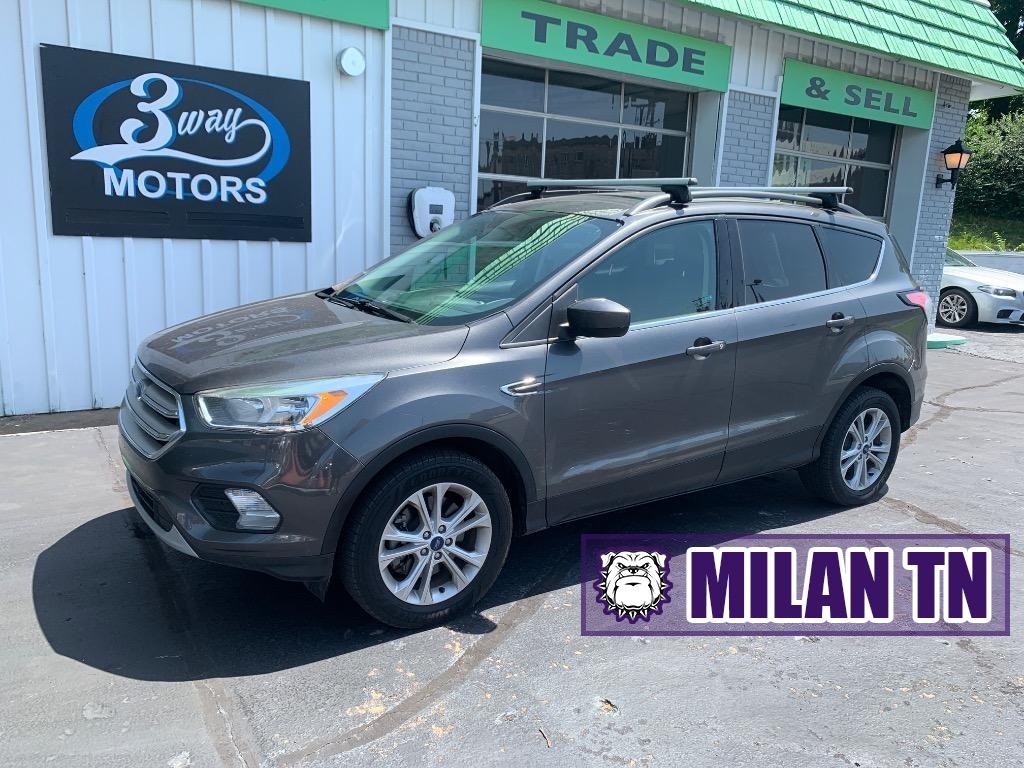 2018 Ford Escape - $10,675