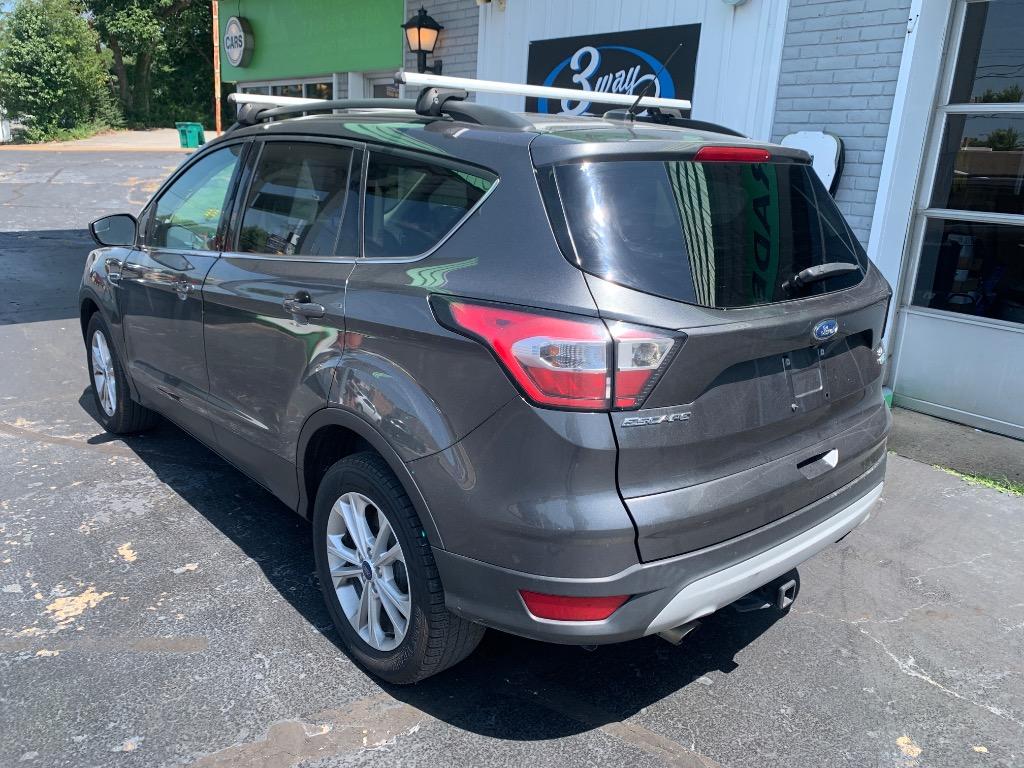 2018 Ford Escape - $10,675