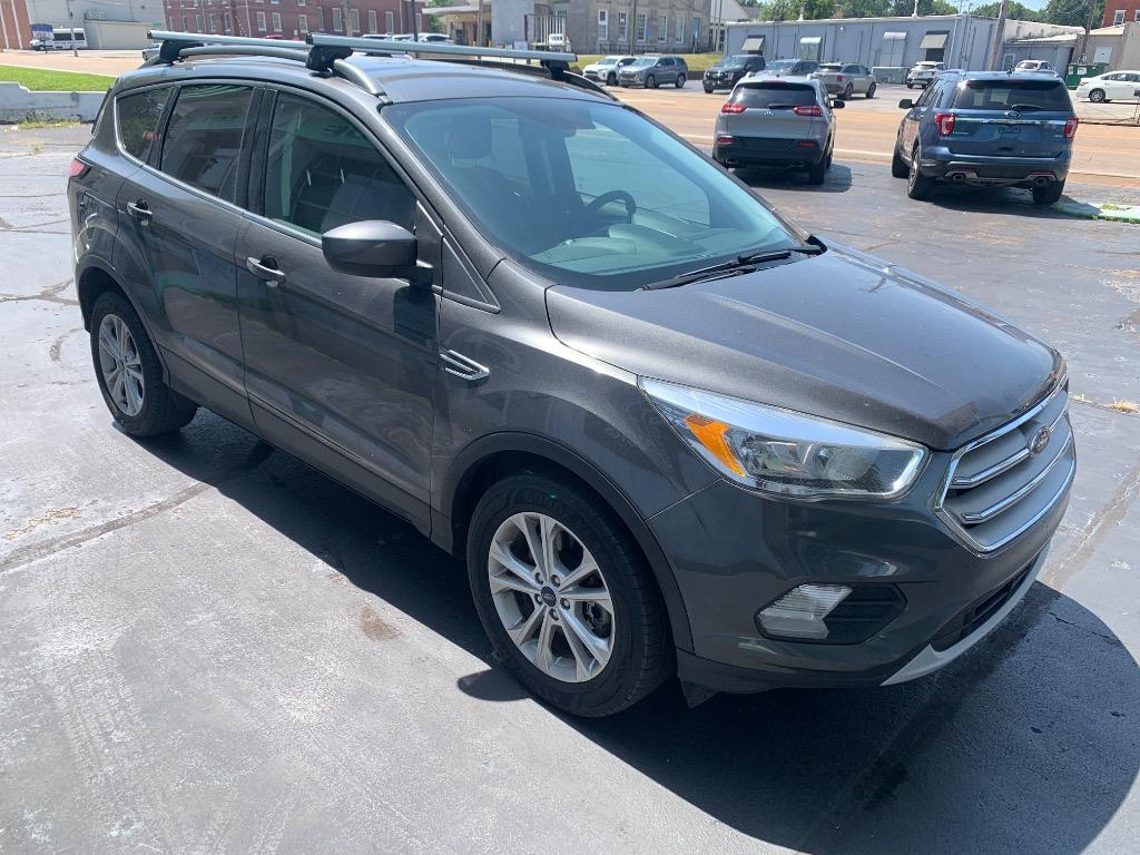 2018 Ford Escape - $10,675