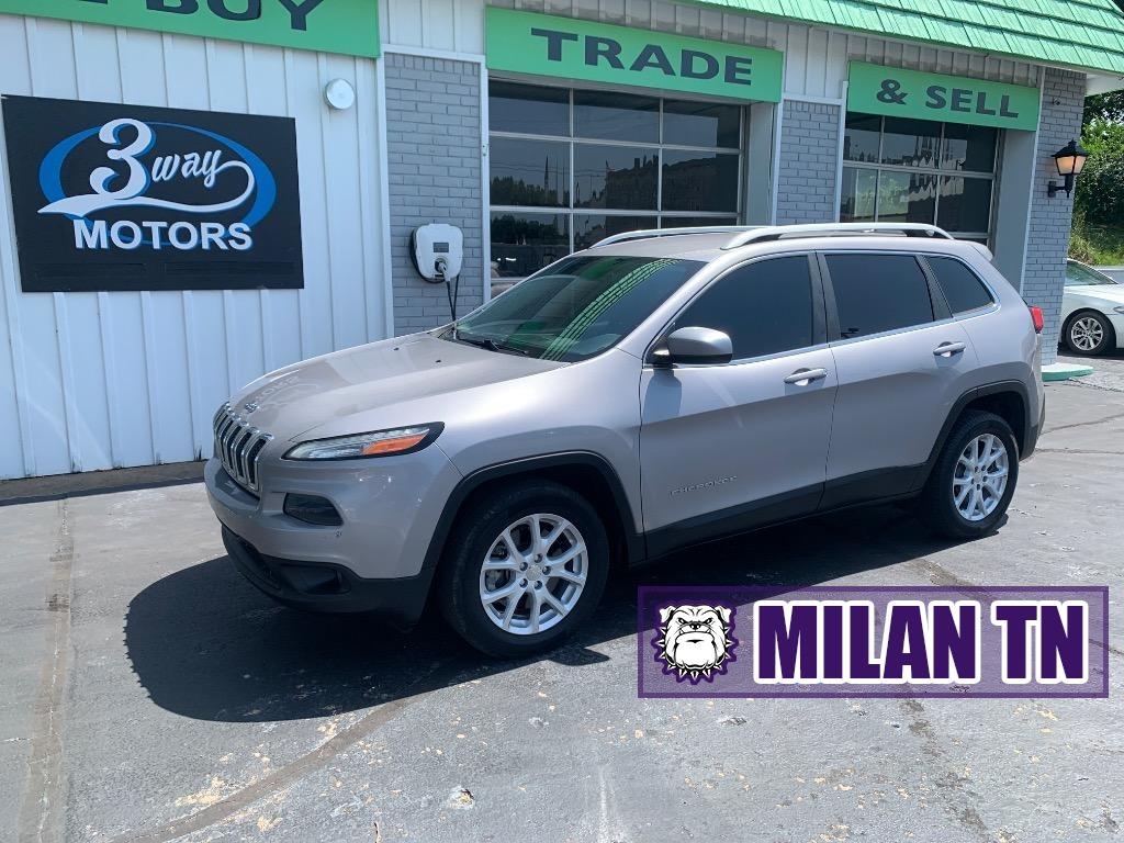 2018 Jeep Cherokee - $11,225