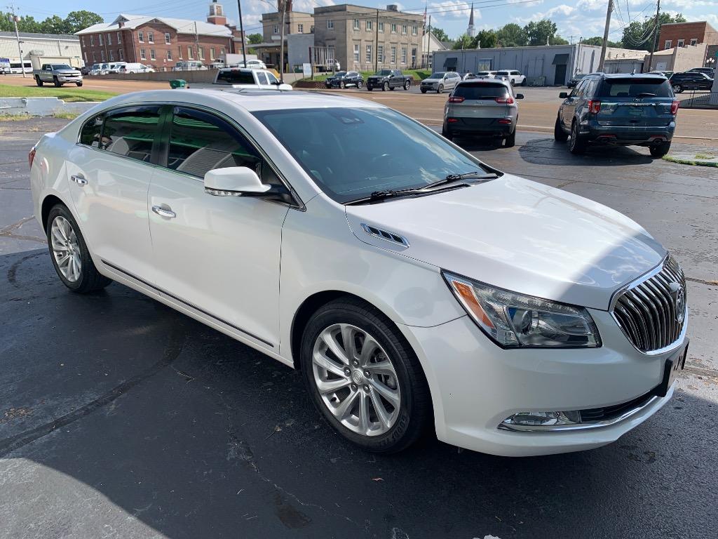 2015 Buick LaCrosse - $13,650