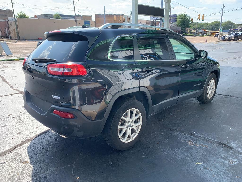 2016 Jeep Cherokee - $11,675