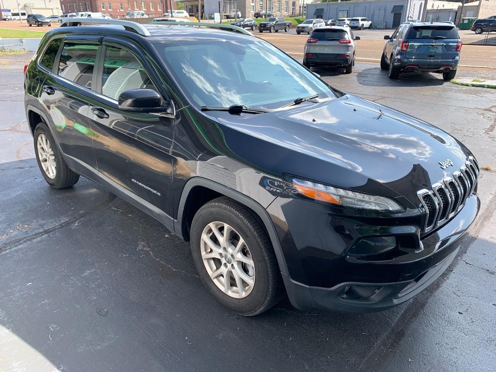 2016 Jeep Cherokee - $11,675