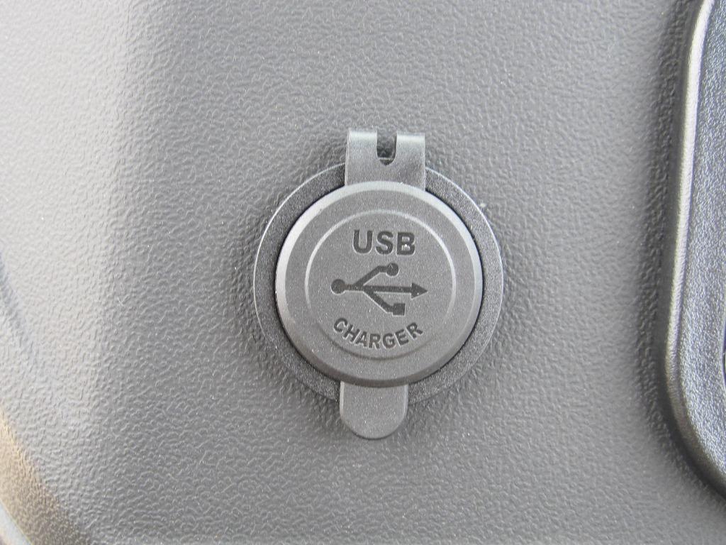 2023 Buick Enclave Leather photo