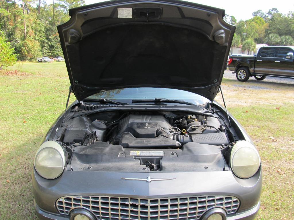 2003 Ford Thunderbird Deluxe photo