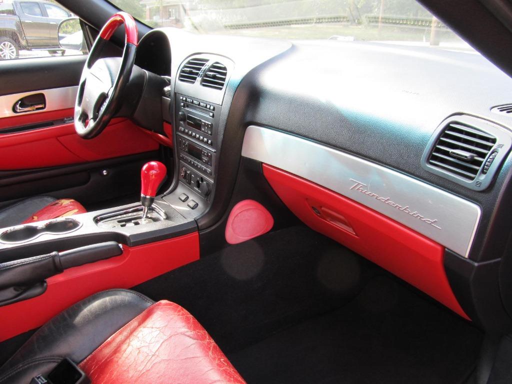 2003 Ford Thunderbird Deluxe photo