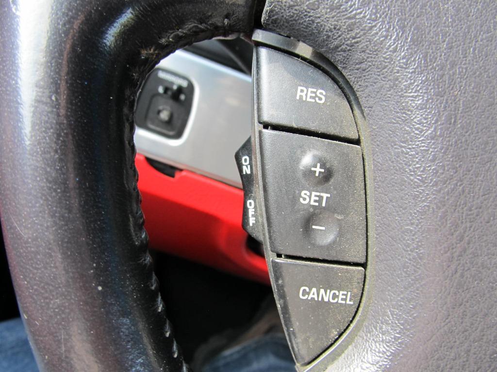 2003 Ford Thunderbird Deluxe photo