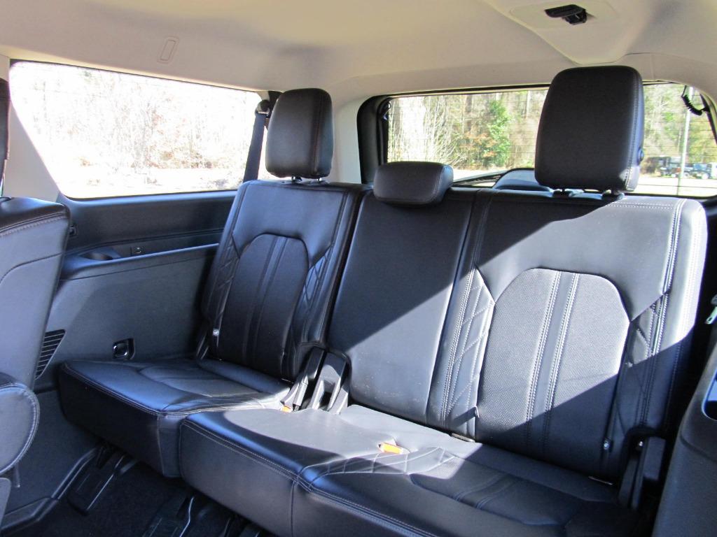 2020 Ford Expedition Max Platinum photo