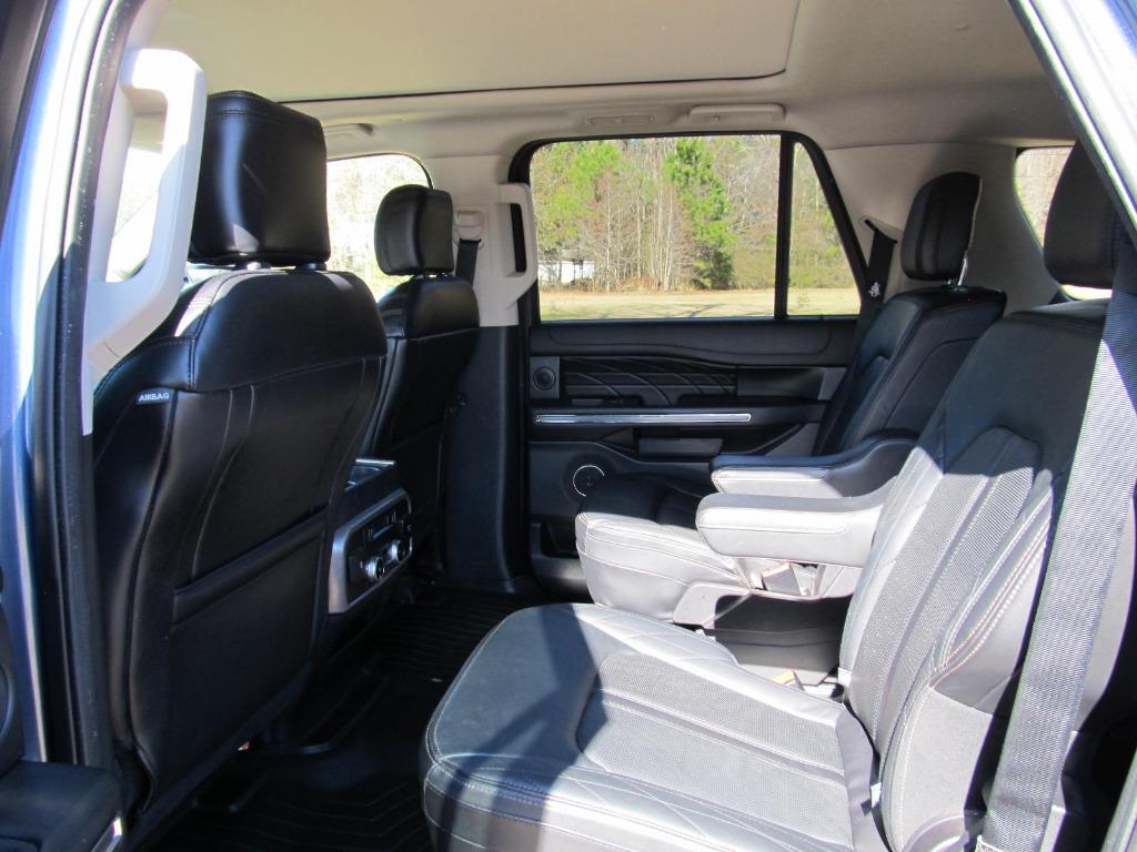 2020 Ford Expedition Max Platinum photo