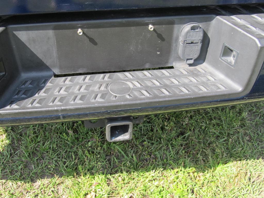 2018 Nissan Titan PRO-4x photo