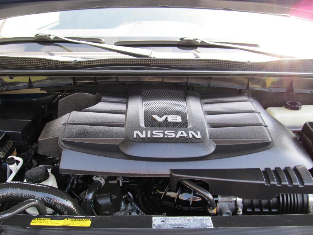 2018 Nissan Titan PRO-4x photo