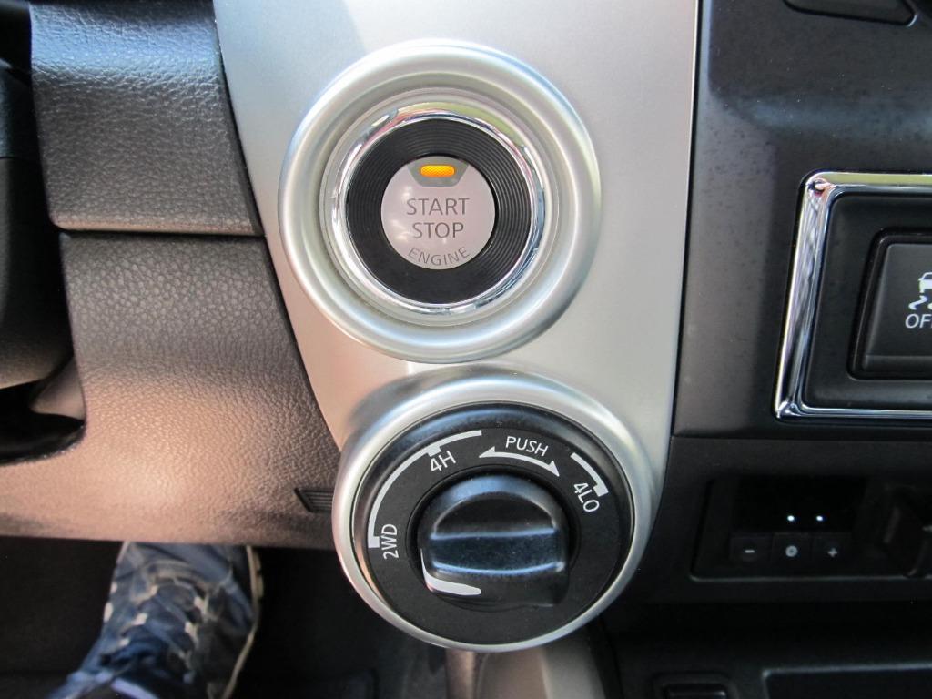 2018 Nissan Titan PRO-4x photo
