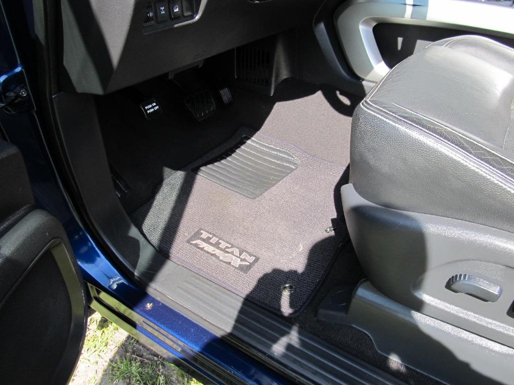 2018 Nissan Titan PRO-4x photo