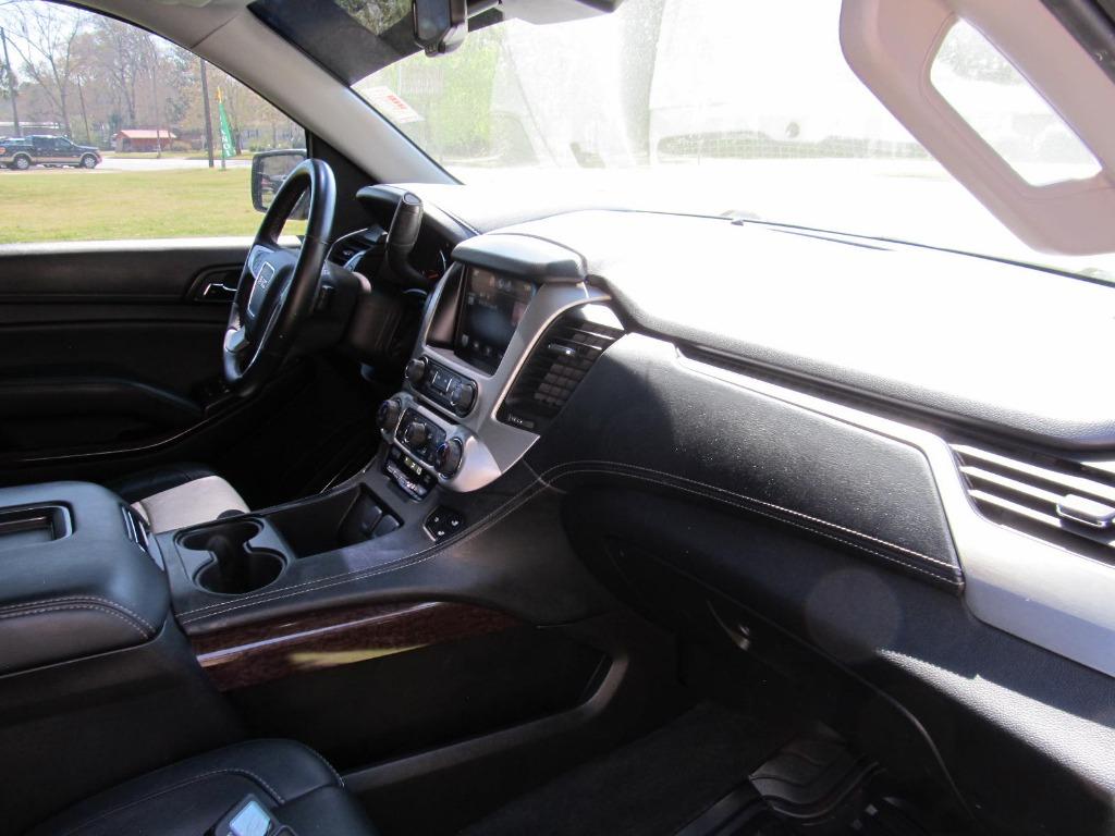2015 GMC Yukon SLT photo