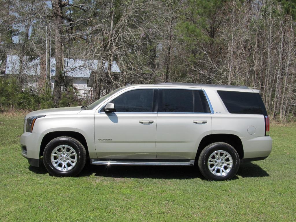 2015 GMC Yukon SLT photo