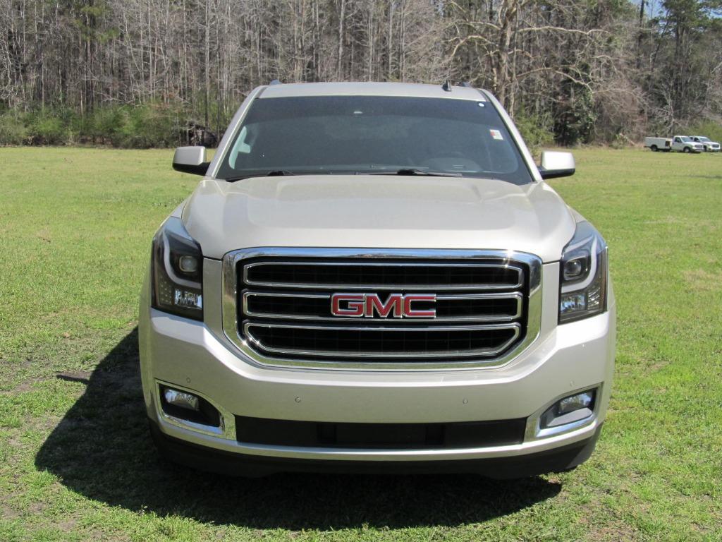 2015 GMC Yukon SLT photo