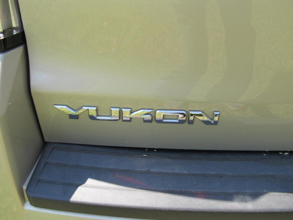 2015 GMC Yukon SLT photo