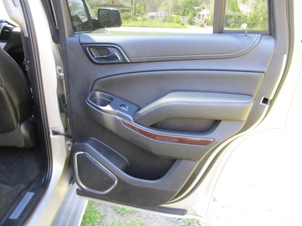 2015 GMC Yukon SLT photo