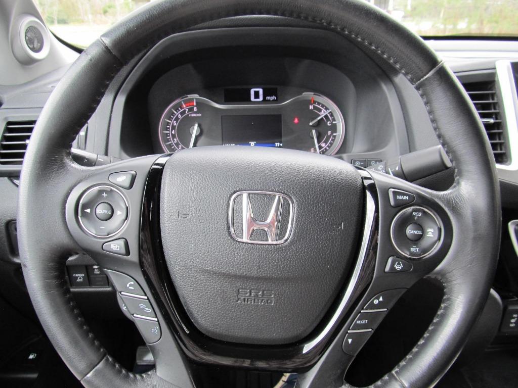 2017 Honda Ridgeline RTL-E photo