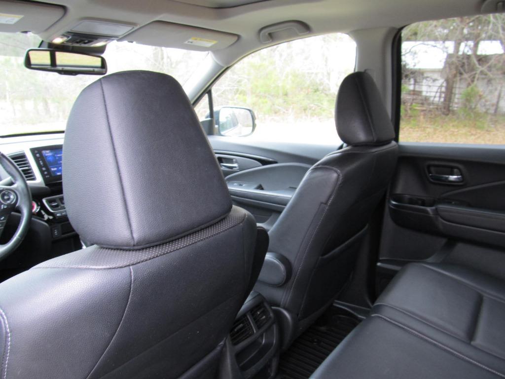 2017 Honda Ridgeline RTL-E photo