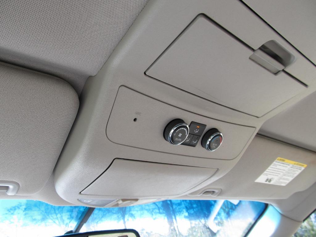 2013 Nissan Armada SV photo