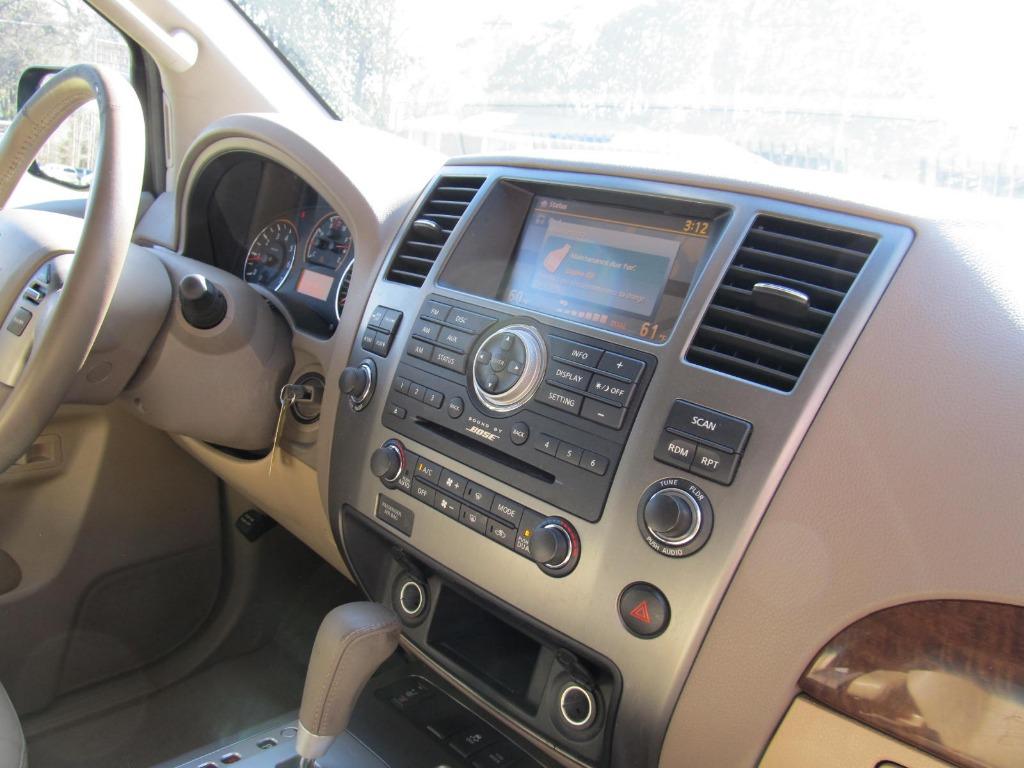 2013 Nissan Armada SV photo