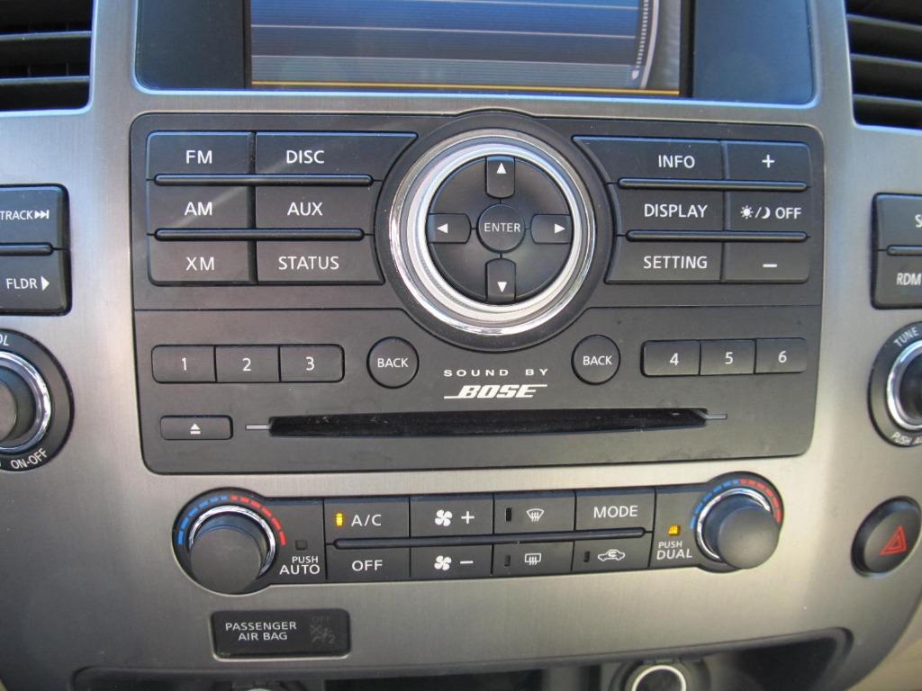 2013 Nissan Armada SV photo
