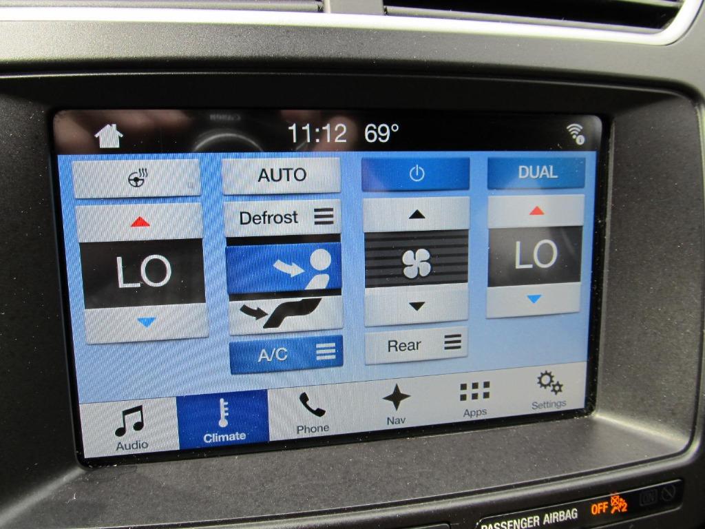 2017 Ford Explorer XLT photo