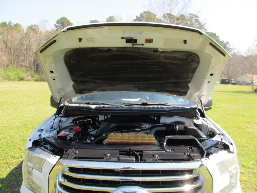 2016 Ford F150 XLT photo