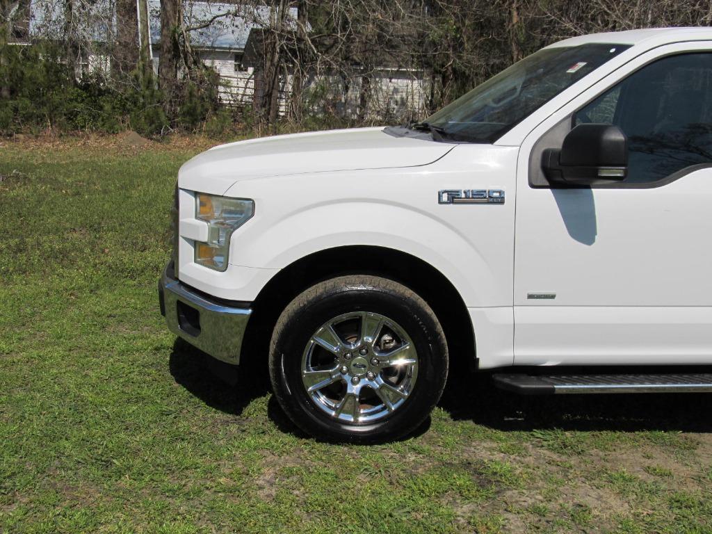 2016 Ford F150 XLT photo