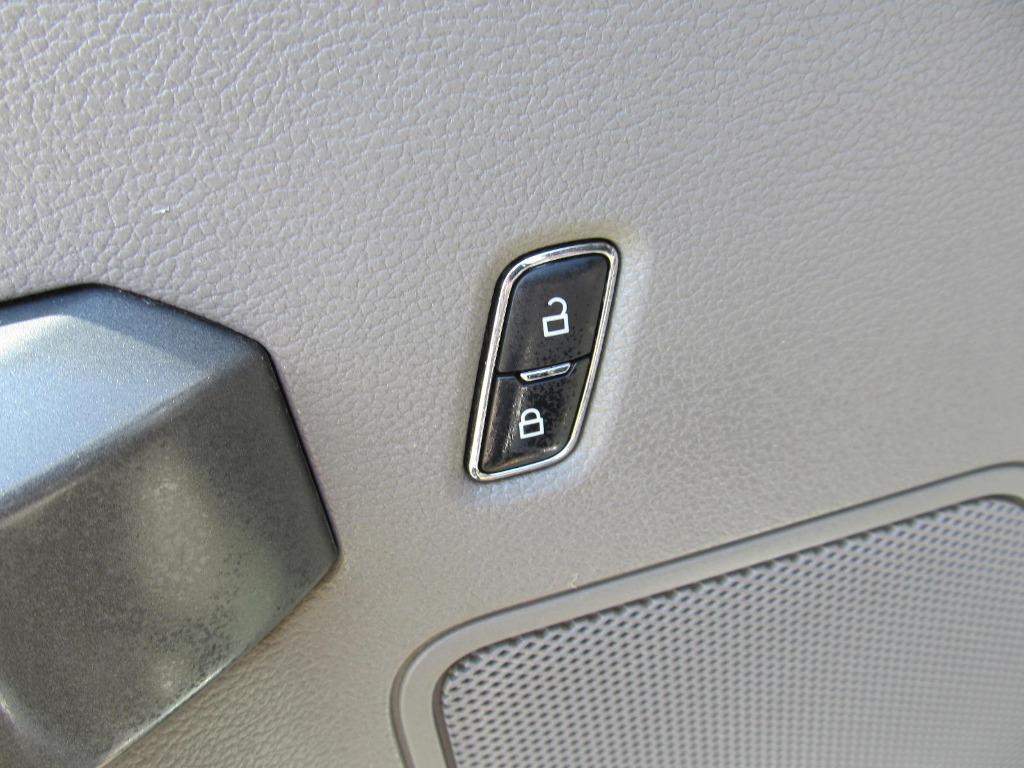 2016 Ford F150 XLT photo