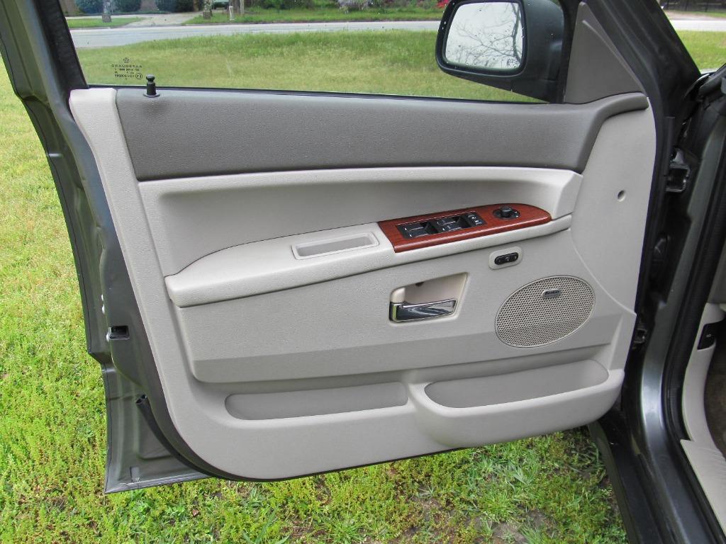 2007 Jeep Grand Cherokee Limited photo