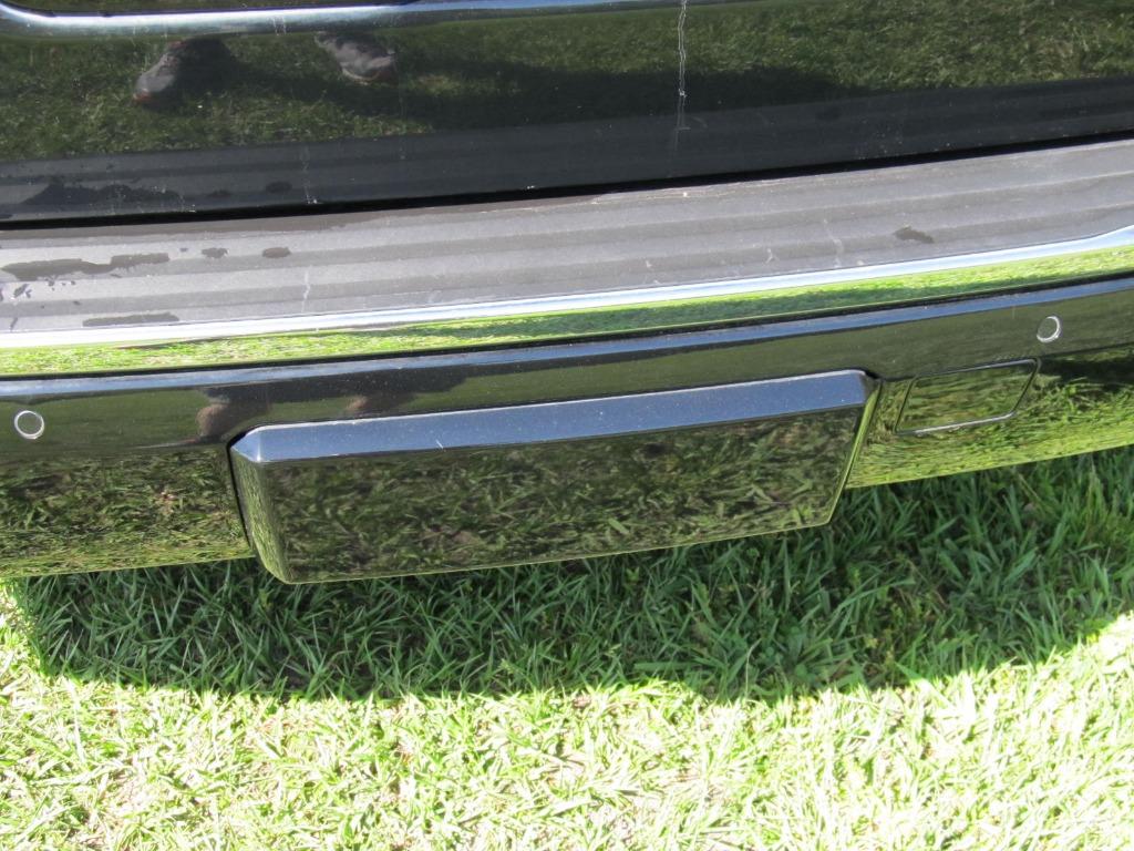 2015 Chevrolet Suburban LTZ 1500 photo