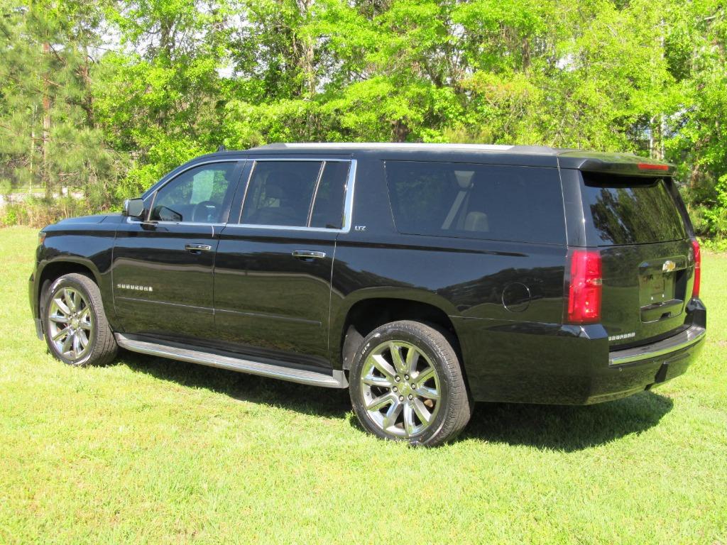 2015 Chevrolet Suburban LTZ 1500 photo