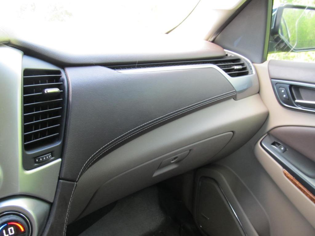 2015 Chevrolet Suburban LTZ 1500 photo