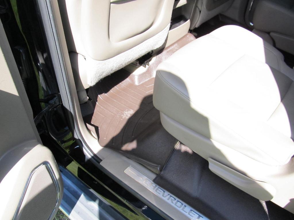 2015 Chevrolet Suburban LTZ 1500 photo