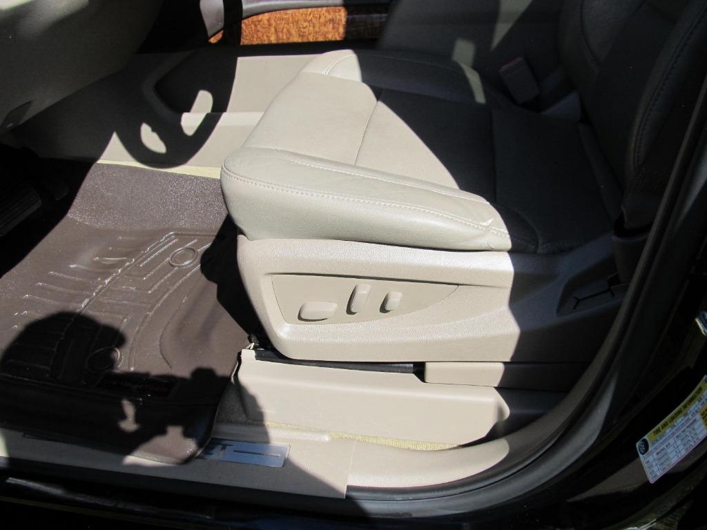 2015 Chevrolet Suburban LTZ 1500 photo