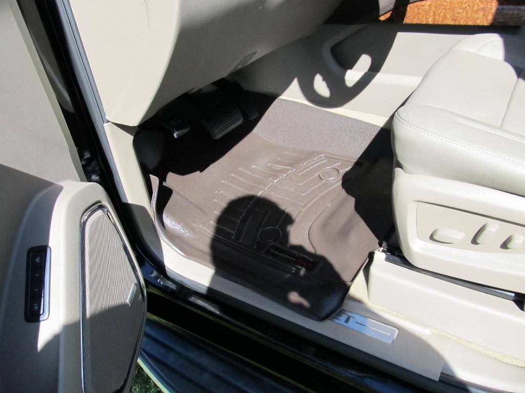 2015 Chevrolet Suburban LTZ 1500 photo
