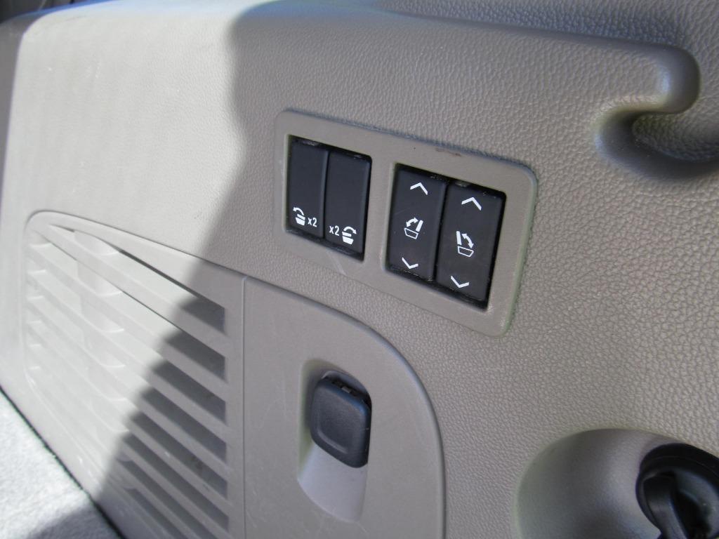 2015 Chevrolet Suburban LTZ 1500 photo