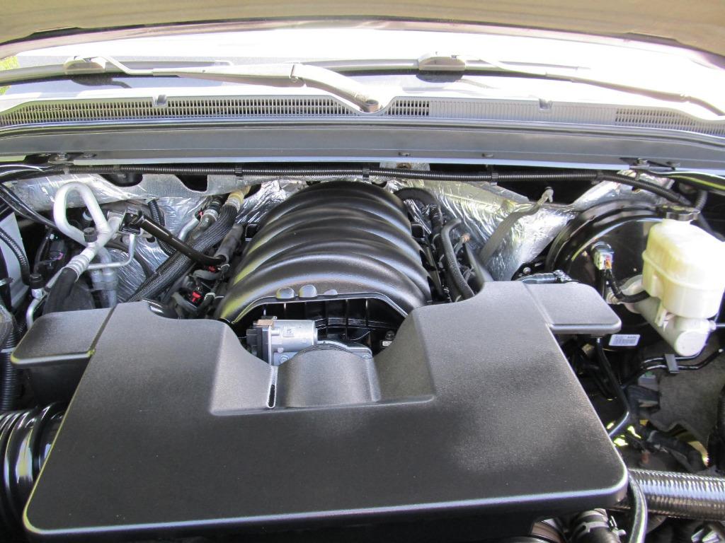 2015 Chevrolet Suburban LTZ 1500 photo