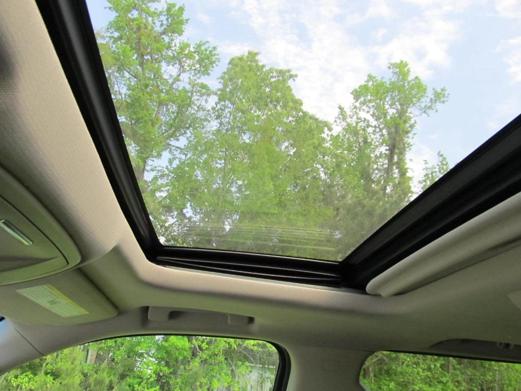 2015 Chevrolet Suburban LTZ 1500 photo