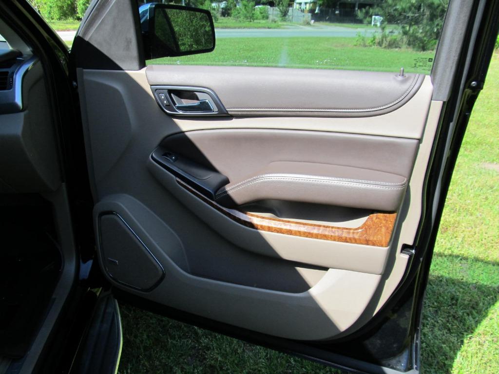 2015 Chevrolet Suburban LTZ 1500 photo