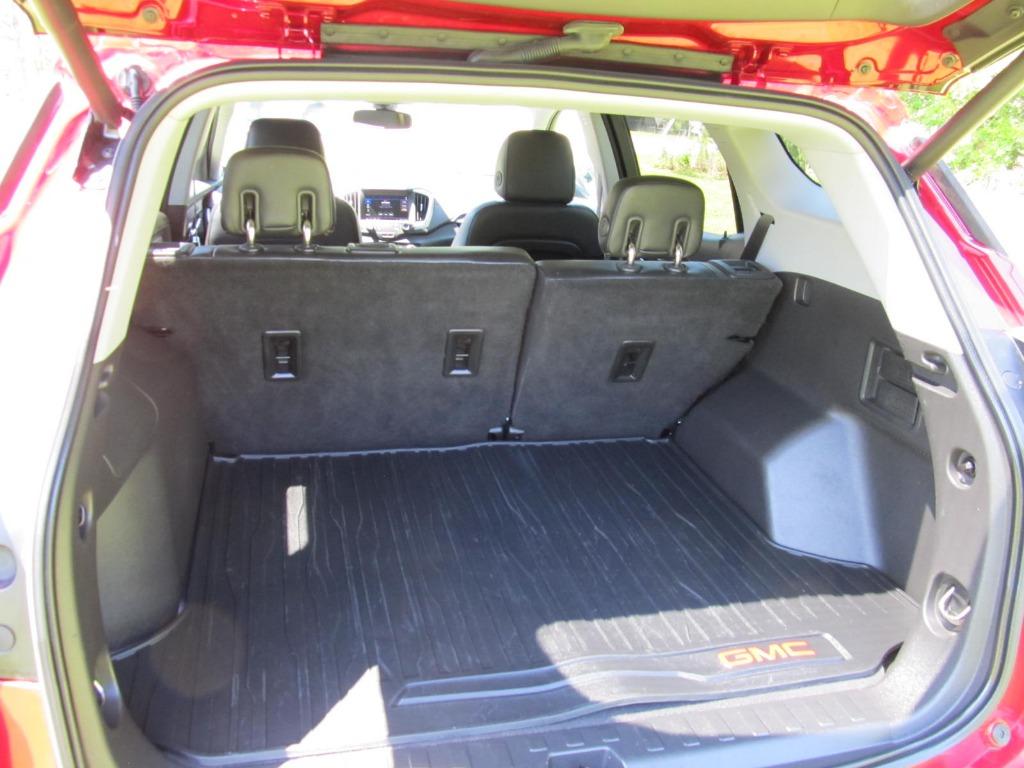 2020 GMC Terrain SLT photo
