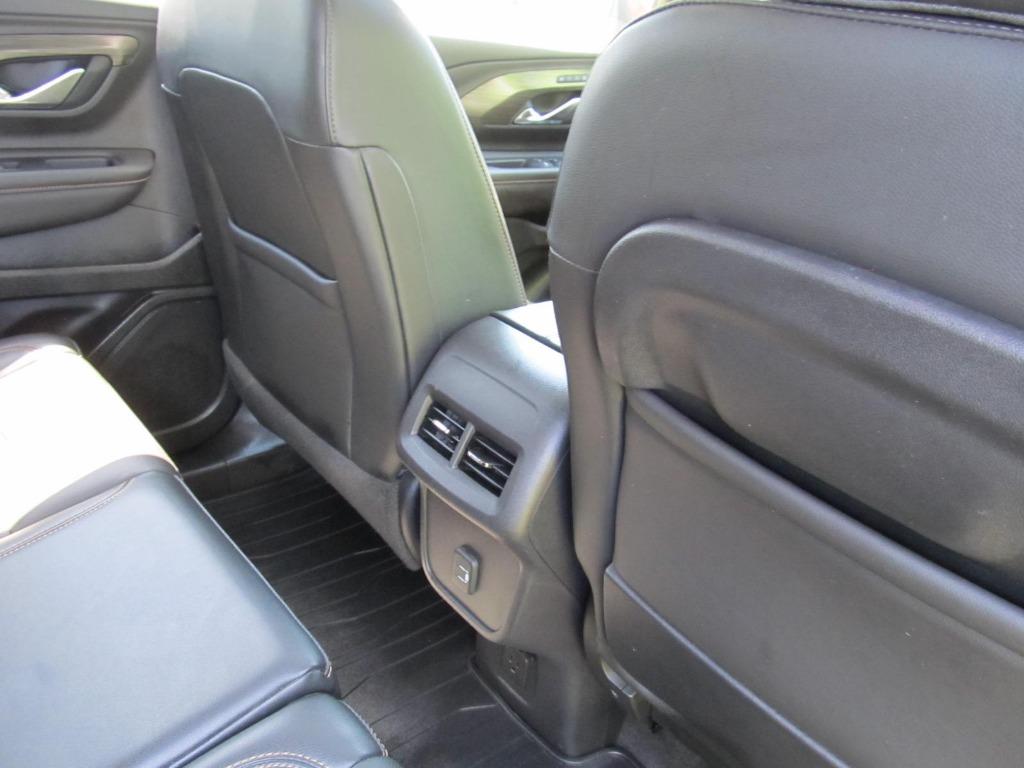 2020 GMC Terrain SLT photo