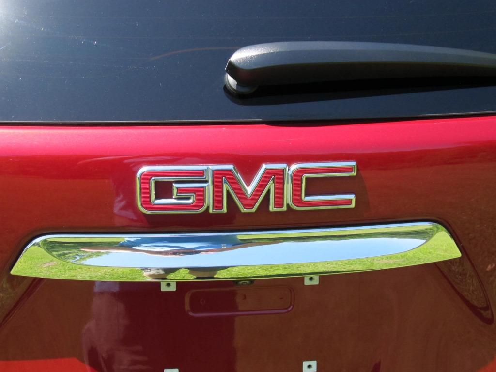 2020 GMC Terrain SLT photo