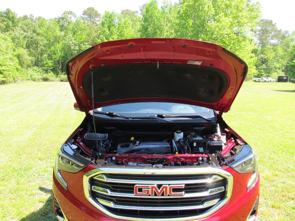 2020 GMC Terrain SLT photo