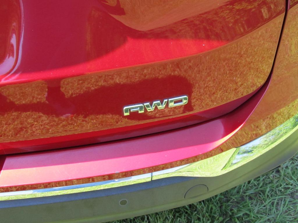 2020 GMC Terrain SLT photo
