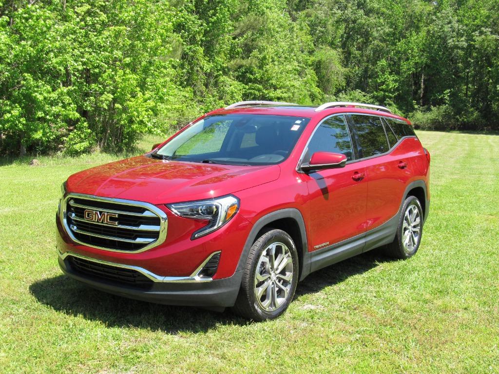 2020 GMC Terrain SLT photo