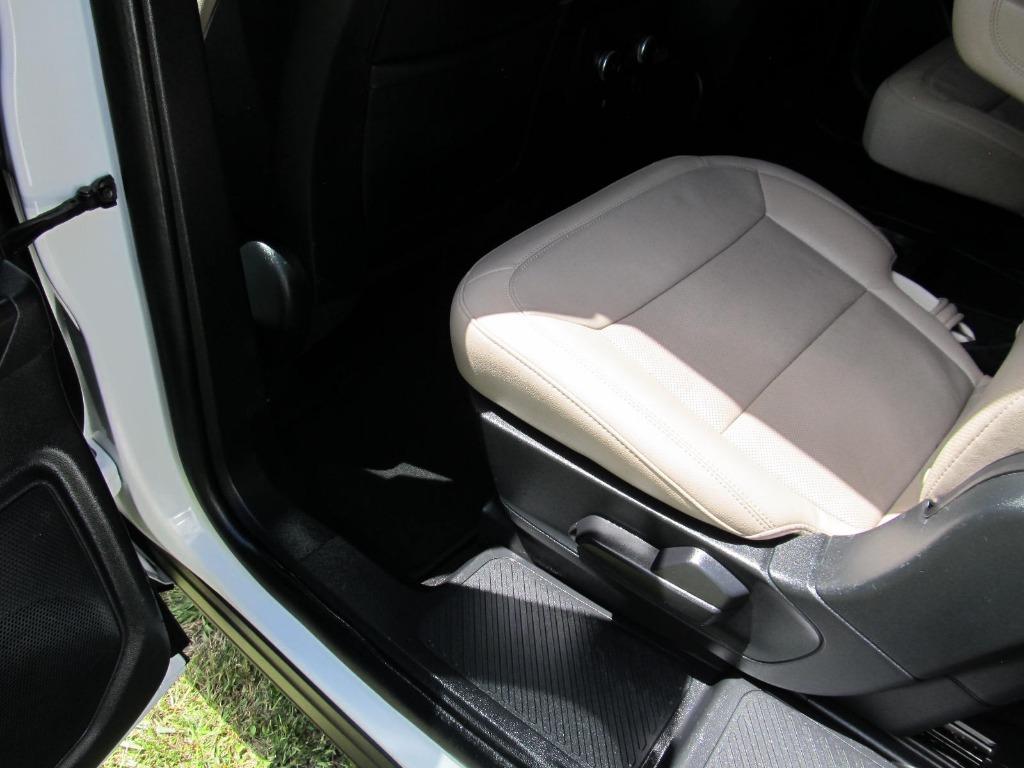 2020 Ford Explorer Limited photo